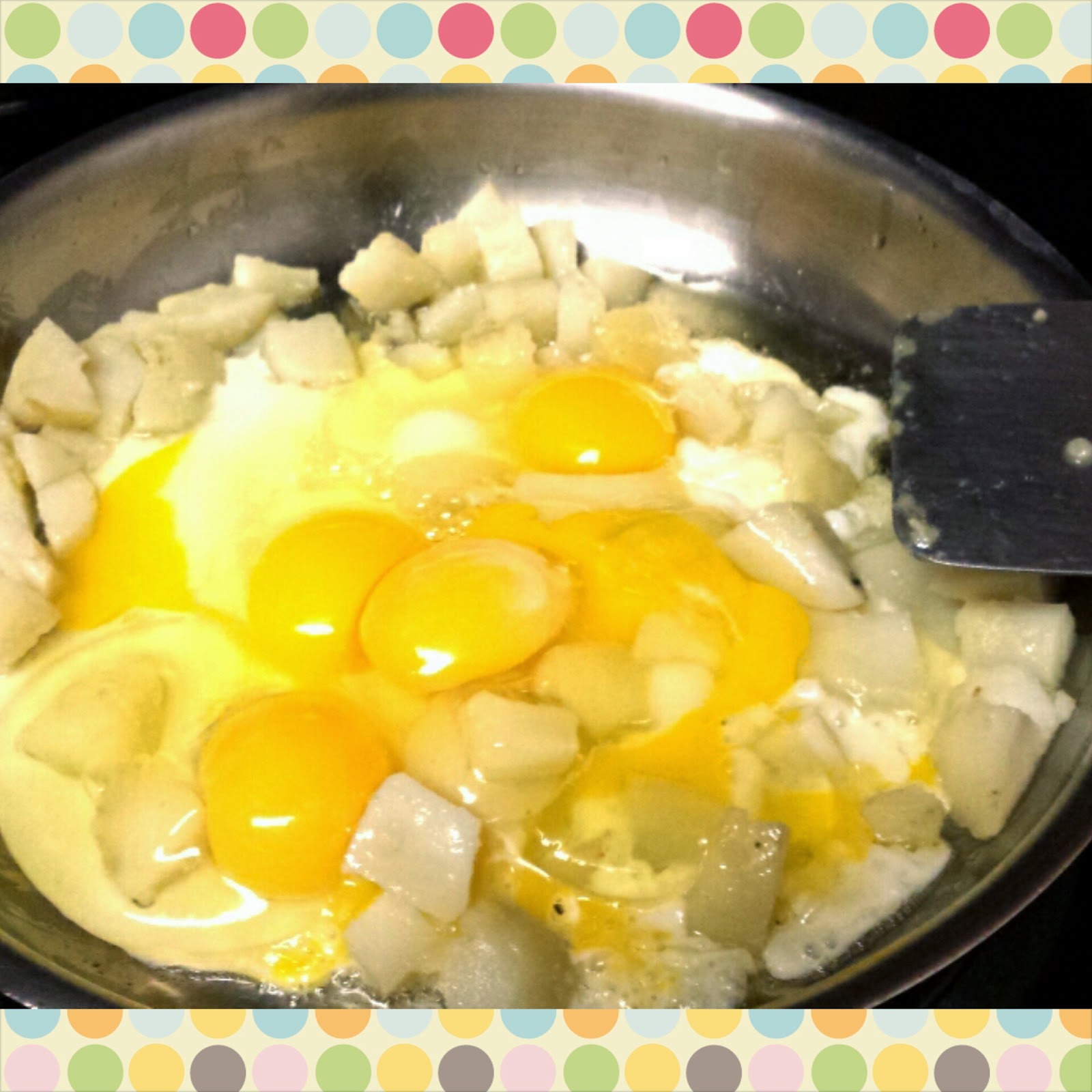 Potatoes with Eggs and Salsa Papa con Huevo y Salsa Gordita Supreme